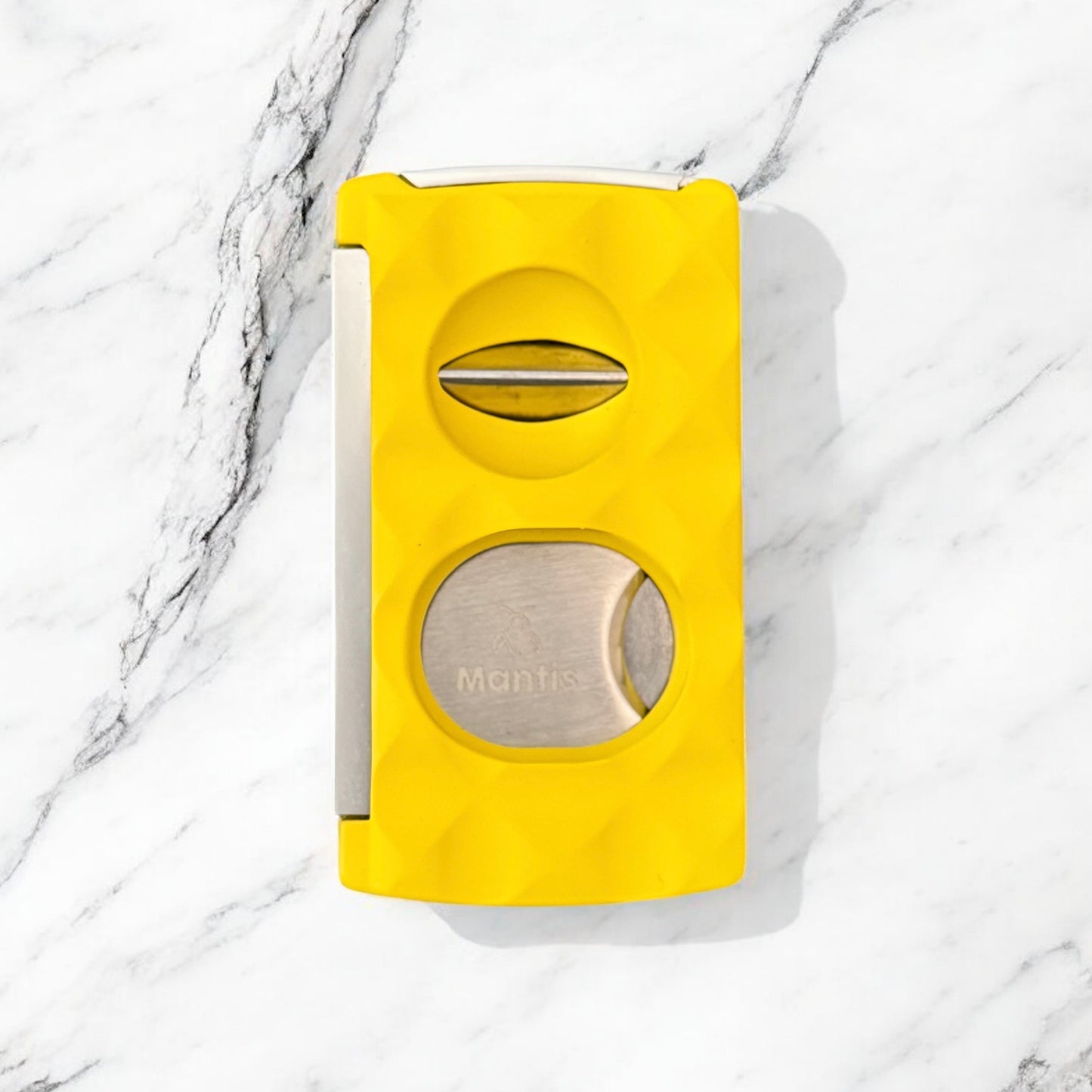 Universal Cutter with exclusive faceted finish.