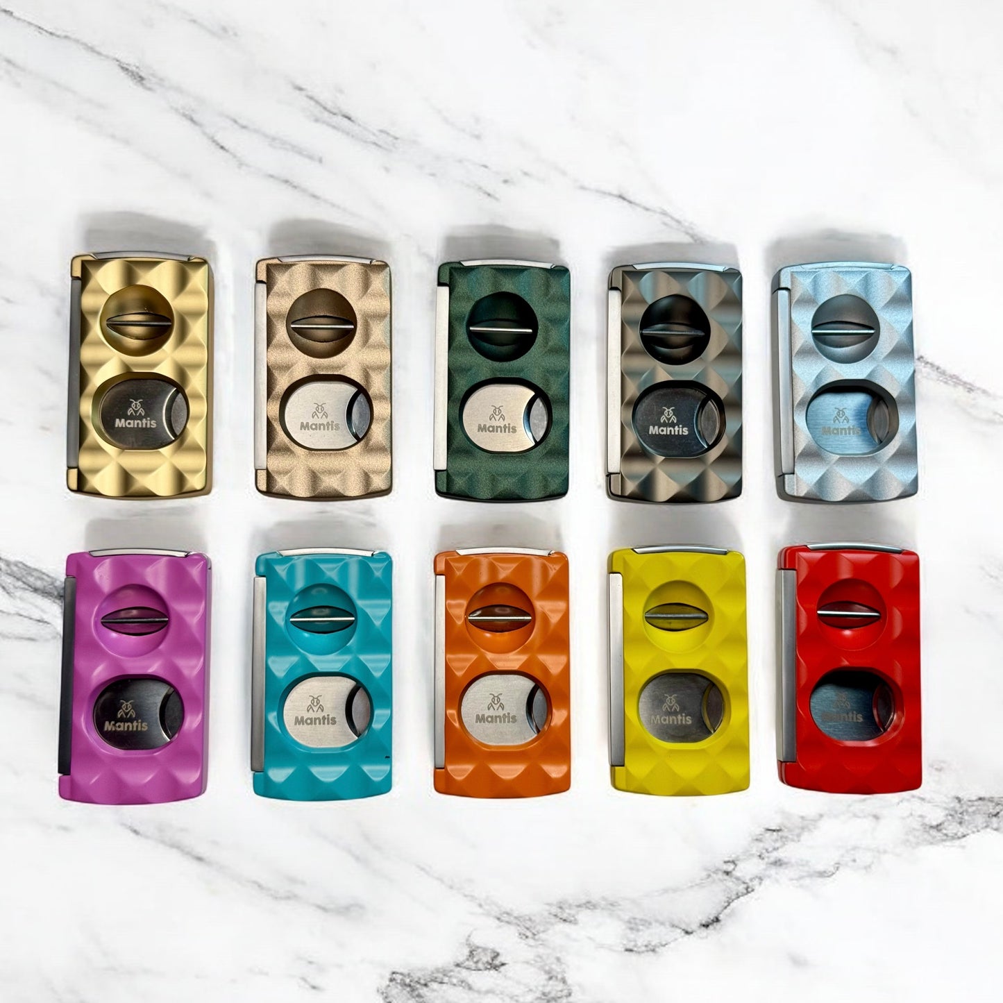 Universal Cutter with exclusive faceted finish.