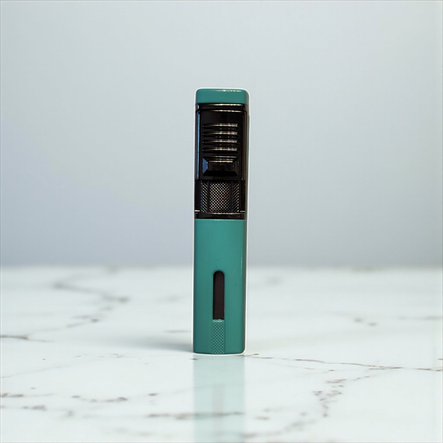 Altis Lighter