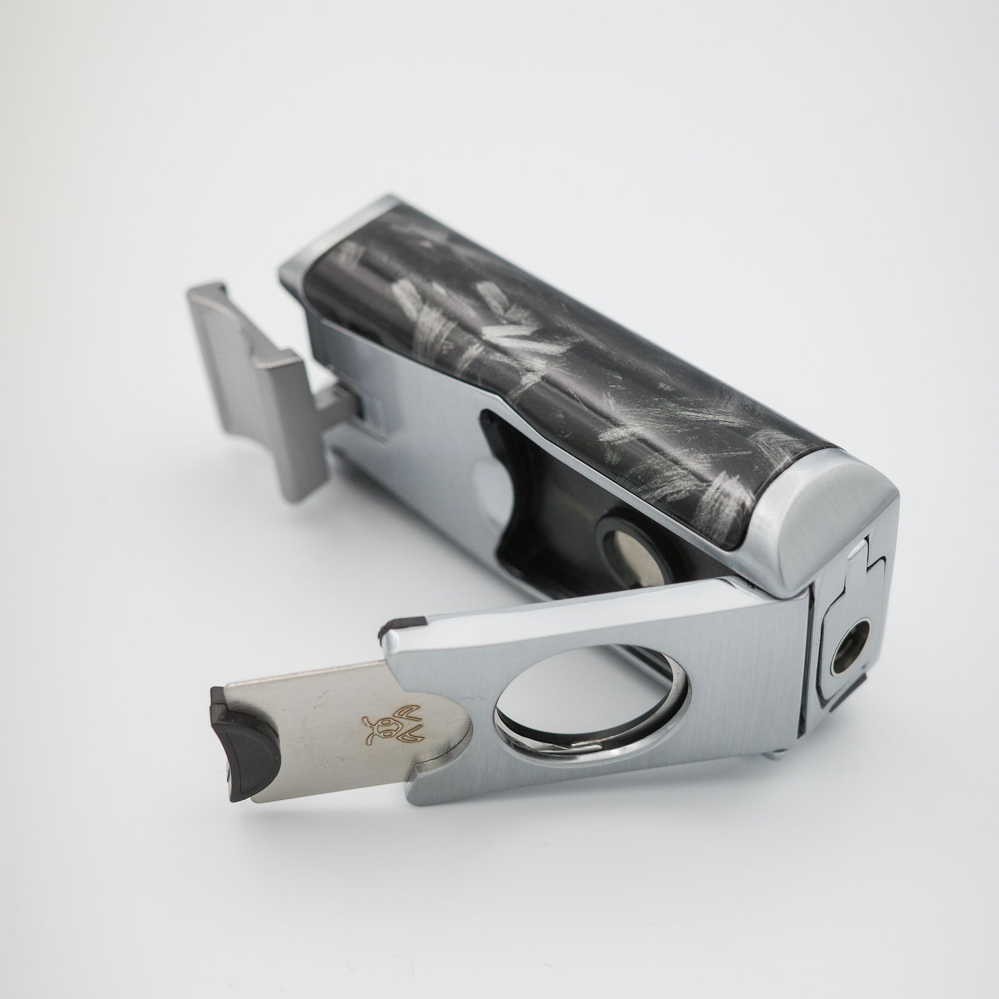 Omni Carbon-Line Edition lighter