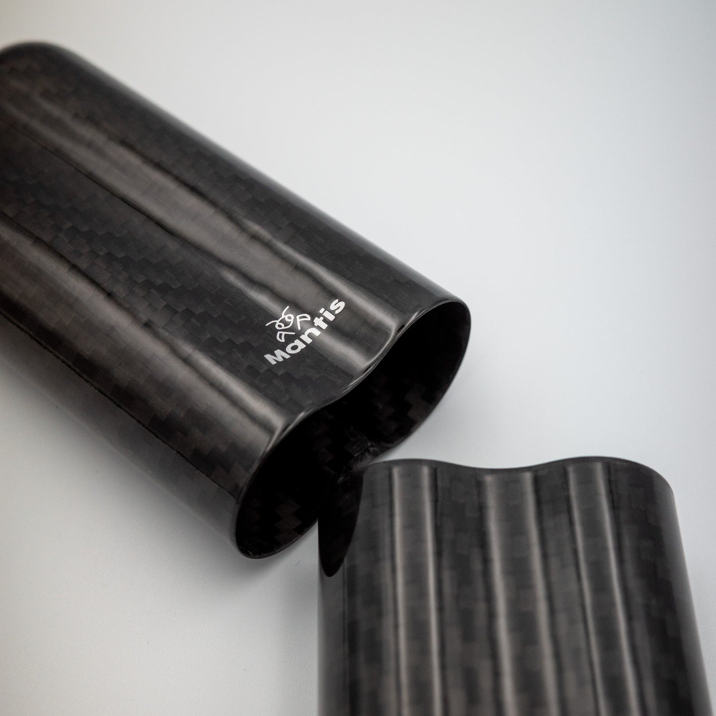 TrueCarbon 3K  Holder