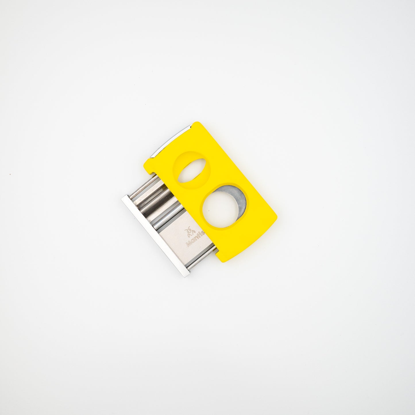 Universal Cutter with exclusive faceted finish.