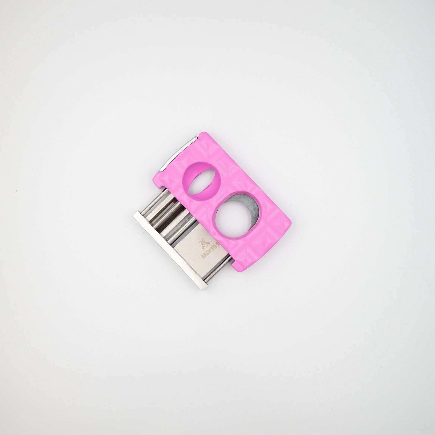 Universal Cutter with exclusive faceted finish.